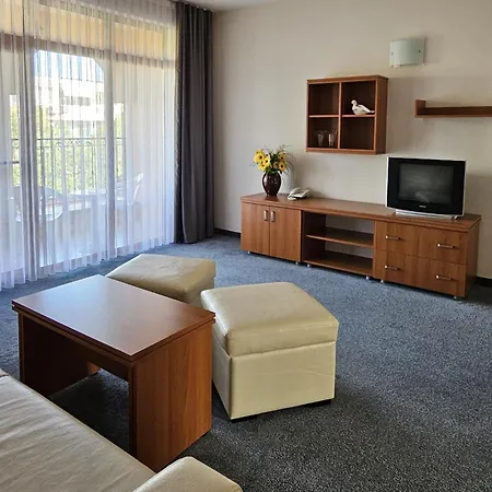 Liani - Hotel