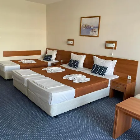 Hotel Liani 3*