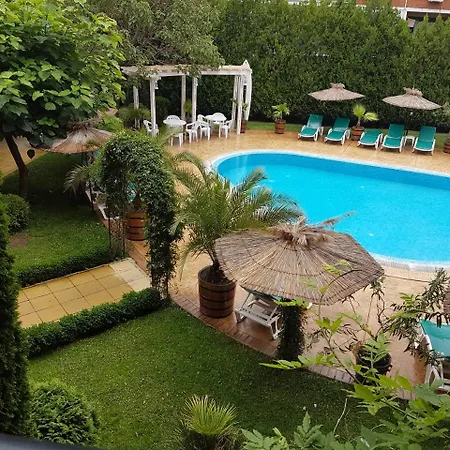 Liani 3*