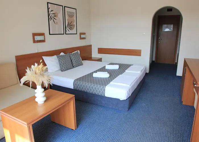 酒店 Liani 阳光海滩