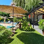 Liani 3*