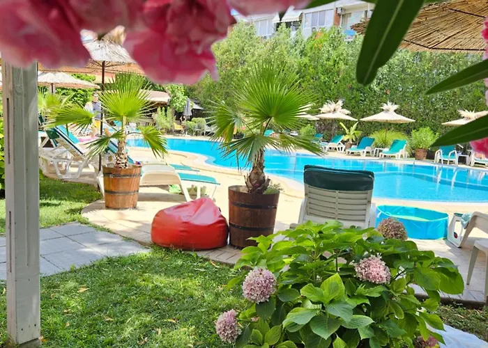 酒店 Liani 阳光海滩